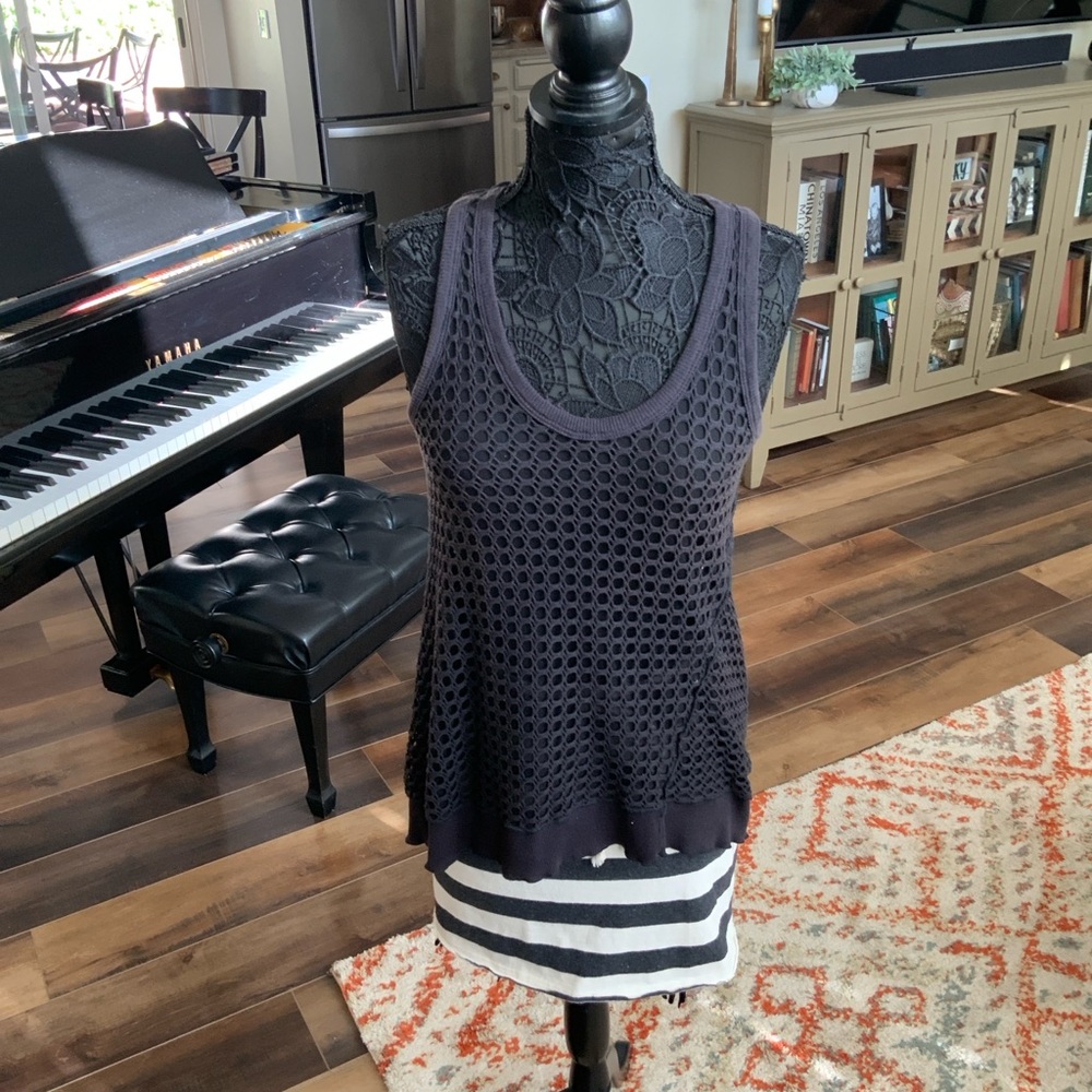 Pete & Greta Black High Lined High Low Layered Mesh Tank Top Sz S